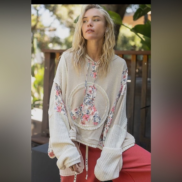 ✨NEW✨POL, Long Sleeve Floral Peace Patch ribbed Hoodie, in Almond,Sizes S-L - Picture 4 of 7